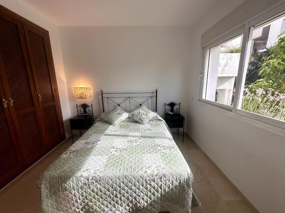 Costalita Beach Apartamento En Estepona Kültér fotó